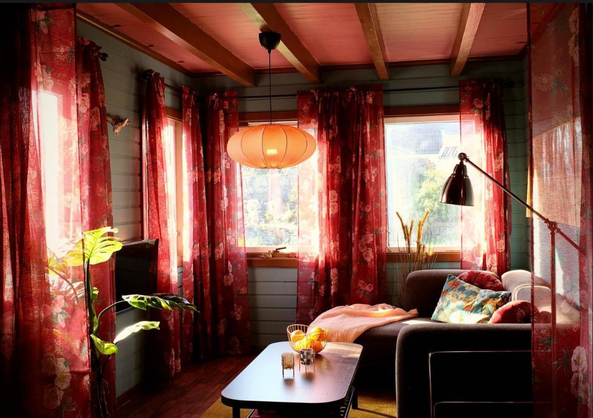 Lunvig - A Cosy Cottage In Idyllic Small Island Near Kristiansand, Sogne Exteriér fotografie